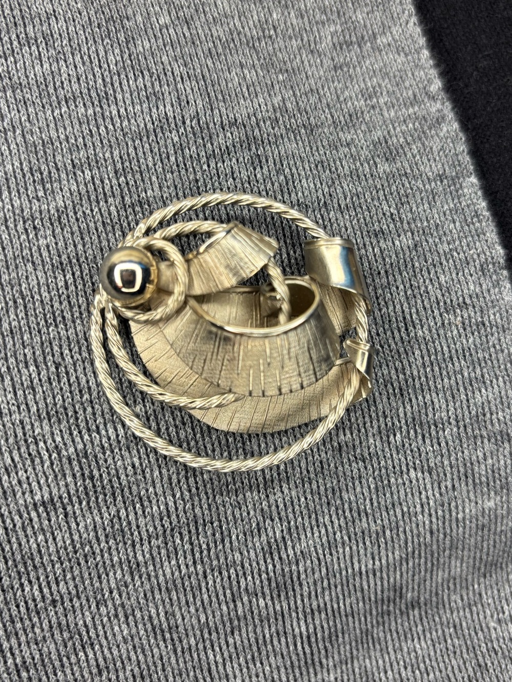 Vintage KRAMER of New York Silver Tone Modernist Abstract Brooch Pin MCM